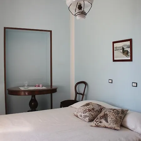Il Faggio Rosso Apartment Albiolo Exterior photo